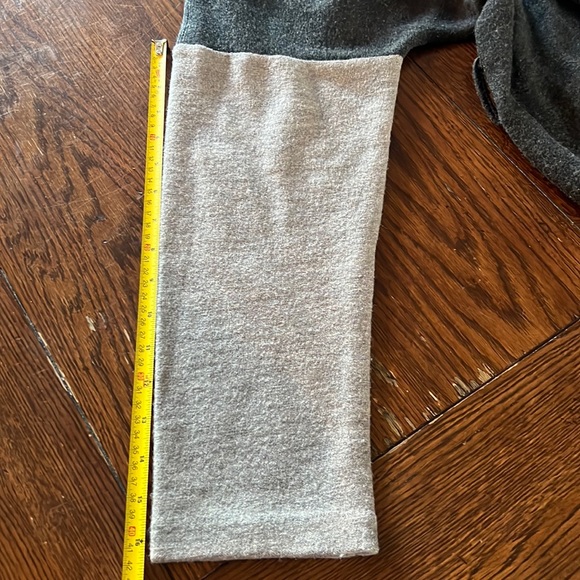 Paraphrase Gray Hooded Sweater Cardigan Sz XL - Picture 15 of 16